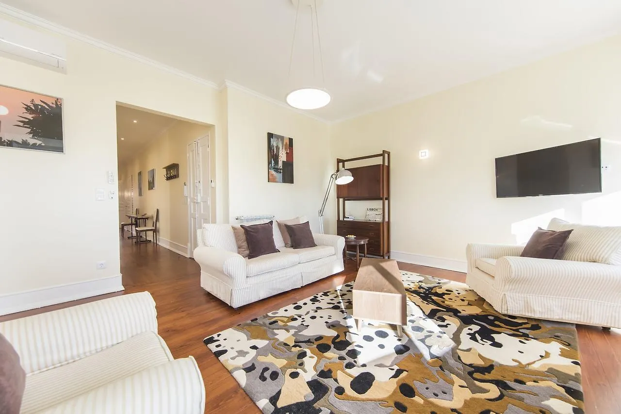Апартаменты Spacious 4Bdr River View Лиссабон
