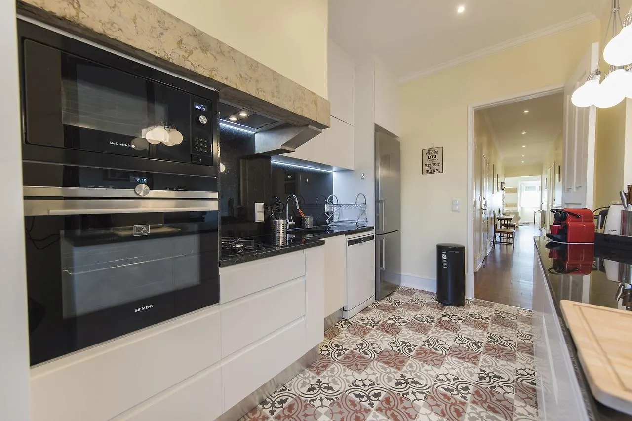 Apartament Spacious 4Bdr River View Lizbona