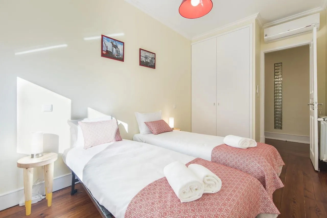 Apartmán Spacious 4Bdr River View Lisboa 0*,  Portugalsko